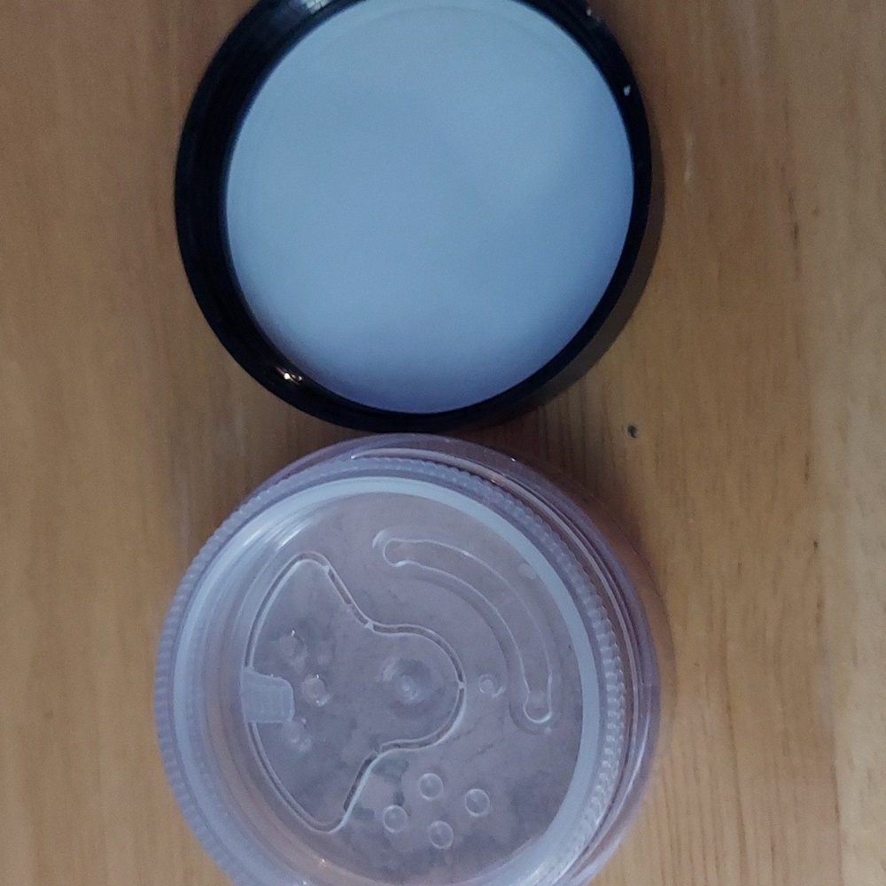 Bare Minerals Original Foundation Medium Beige 12 - Picture 2 of 6